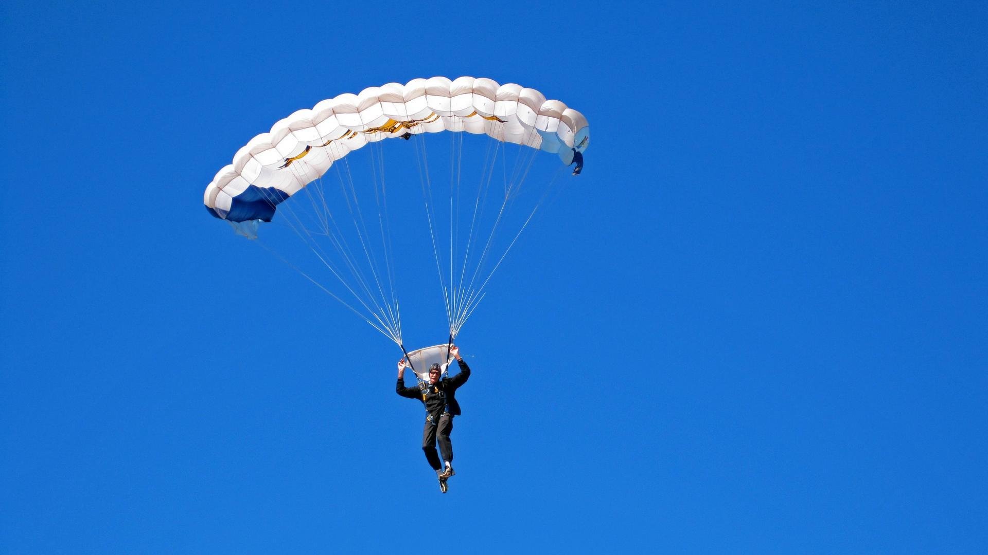 球桌升级，提升比赛体验，吸引更多新手加入台球运动，台球桌配置猫腻